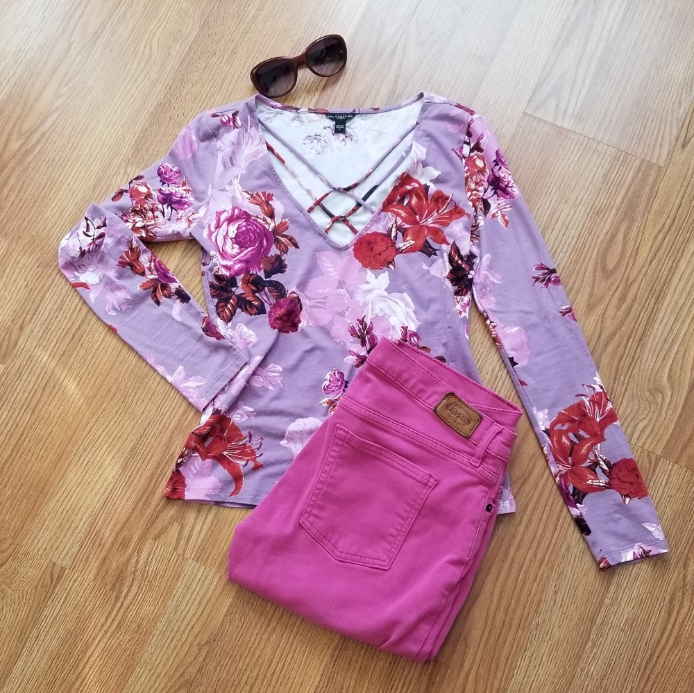 Guess Lilac Floral Criss-Cross LS Tee